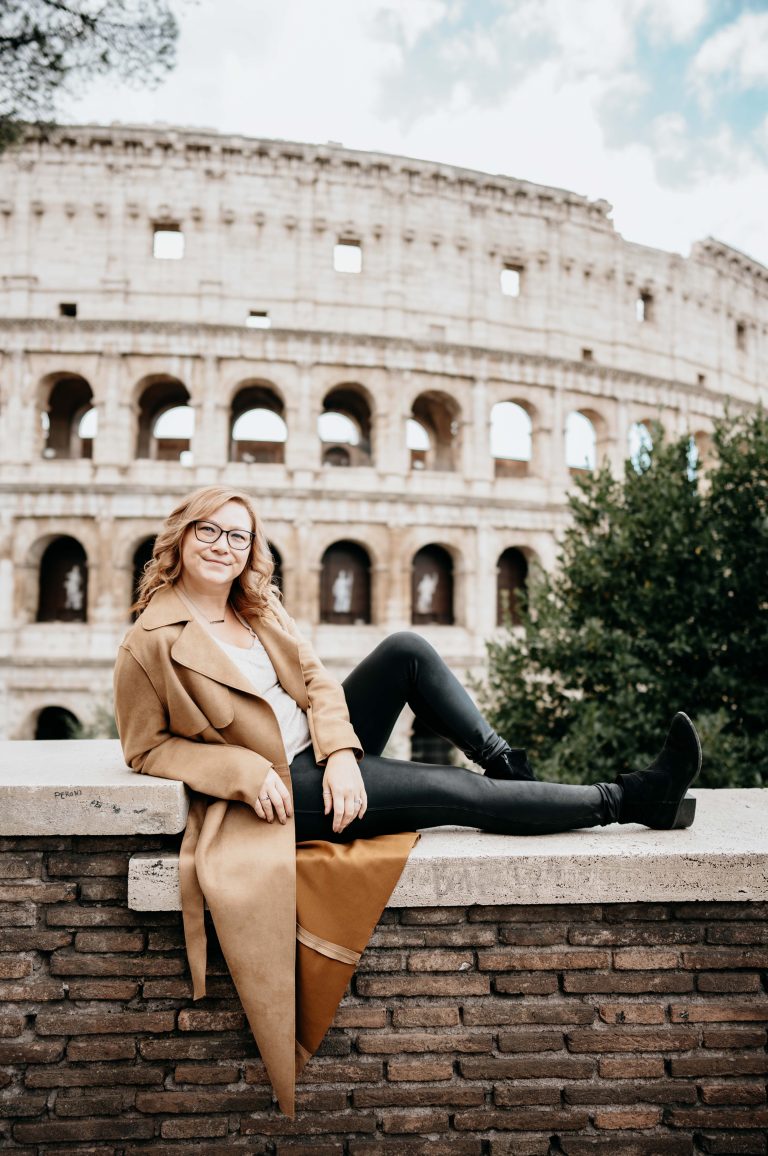BEY04004 768x1156